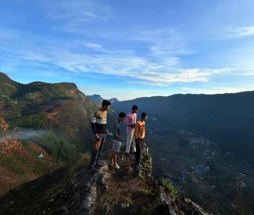 Luxury tent Rima Adventure Tent Munnar Suryanelli